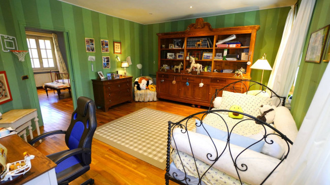 Villa in Vendita a Cellarengo