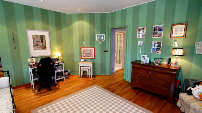 Villa in Vendita a Cellarengo