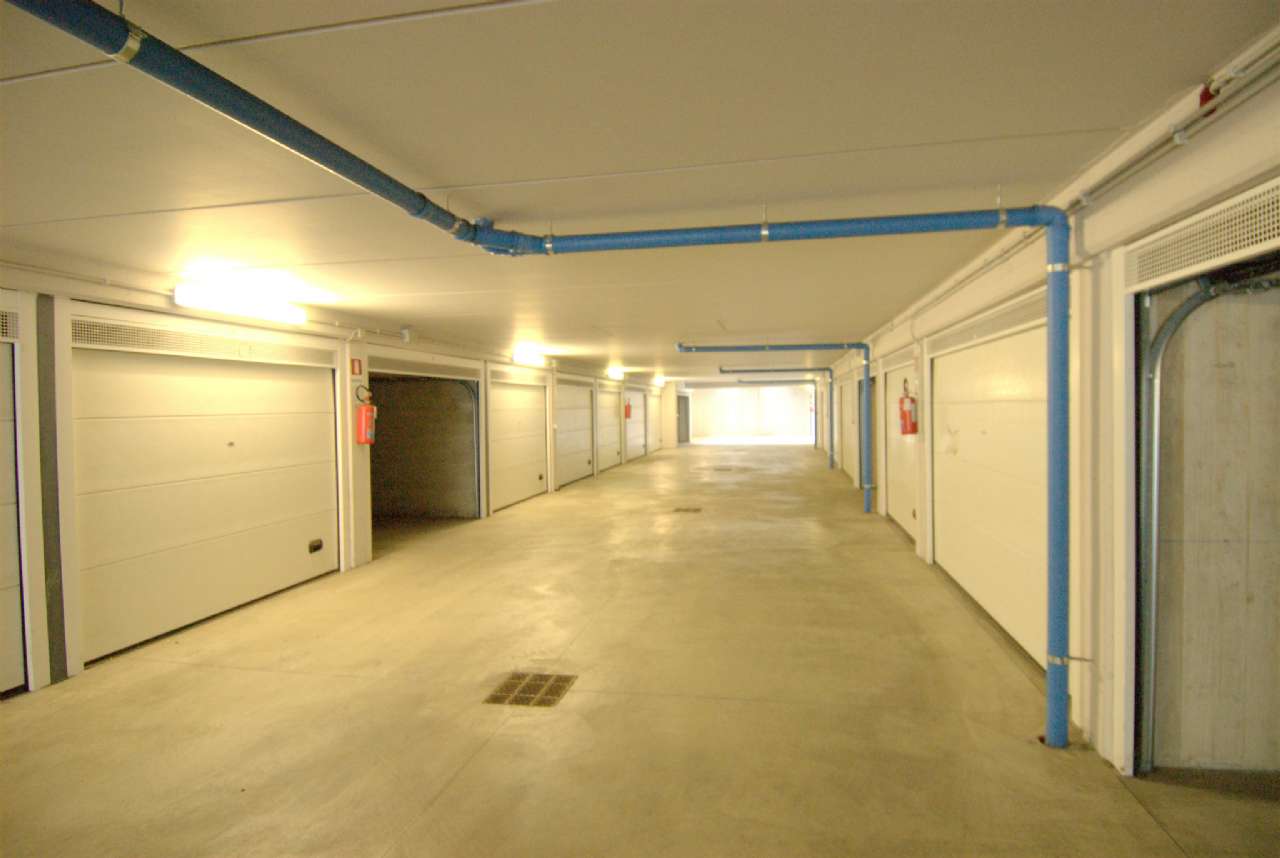 Box o garage in Vendita a Torino