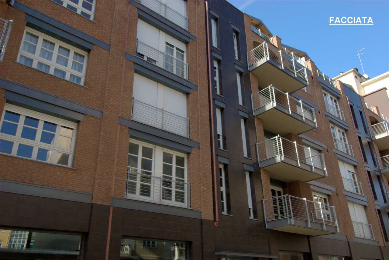 Box o garage in Vendita a Torino