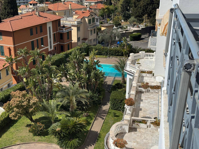 Appartamento in Vendita a Bordighera