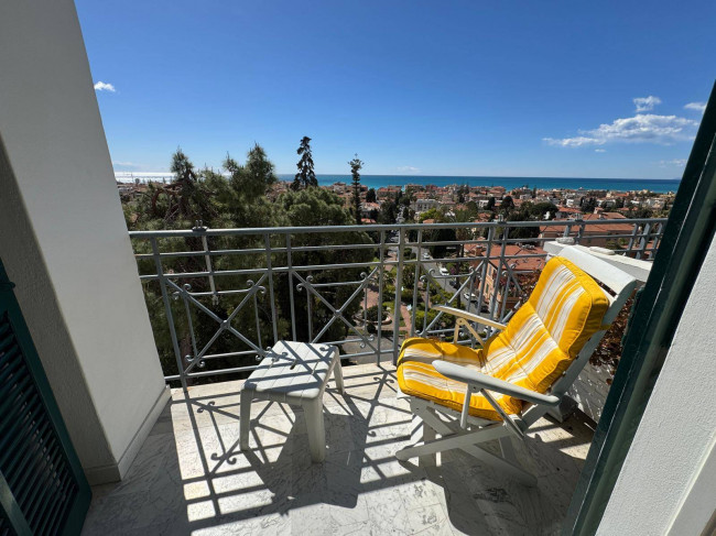 Appartamento in Vendita a Bordighera