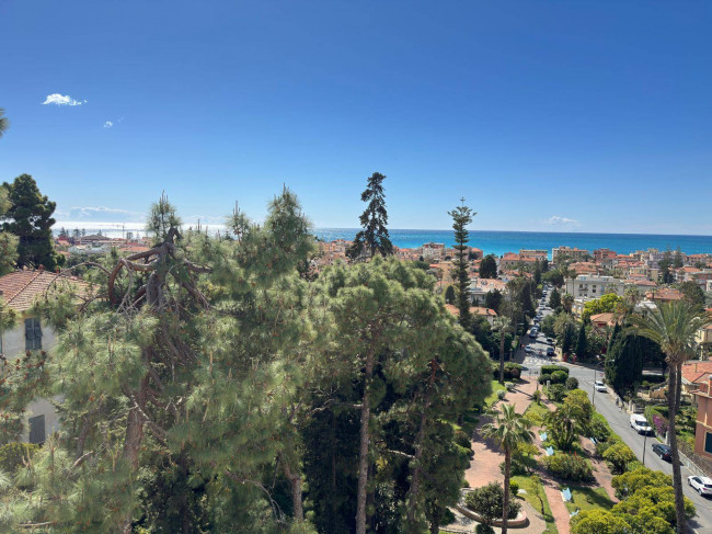 Appartamento in Vendita a Bordighera