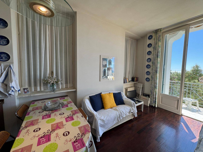 Appartamento in Vendita a Bordighera