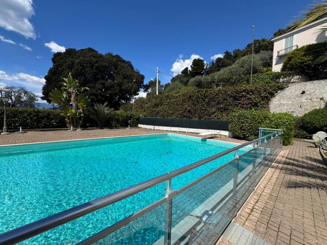 Appartamento in Vendita a Bordighera