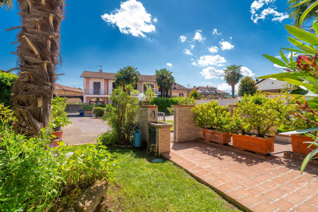 Villa a Schiera in Vendita a Rivoli