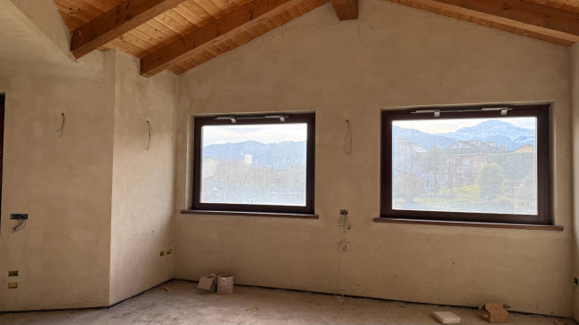 Villa in Vendita a Villanova Mondovì