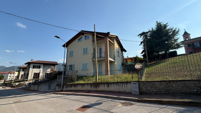Appartamento in Vendita a Villanova Mondovì