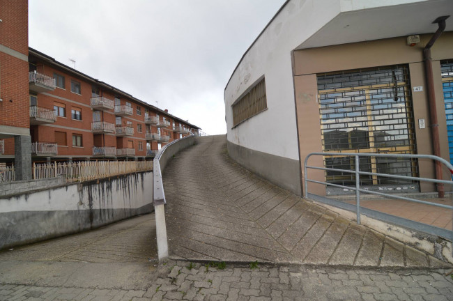 Magazzino in Vendita a Leinì
