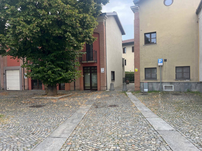 Locale commerciale in Vendita a Collegno