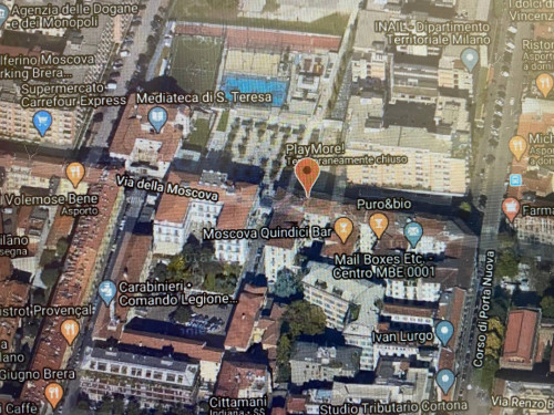 Box o garage in Affitto a Milano