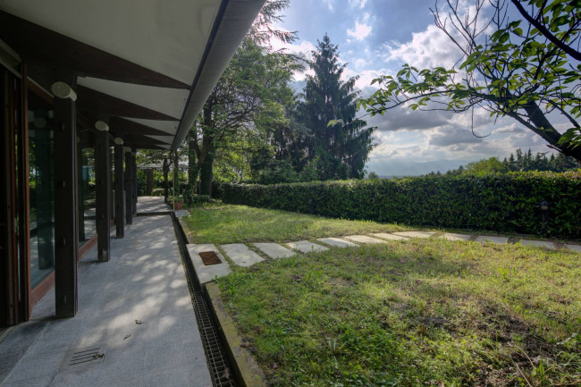 Villa in Vendita a Torino