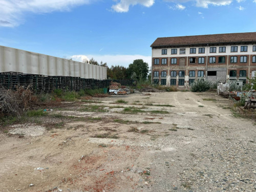 Attività Commerciale - Hotel in Vendita a Castell'Alfero