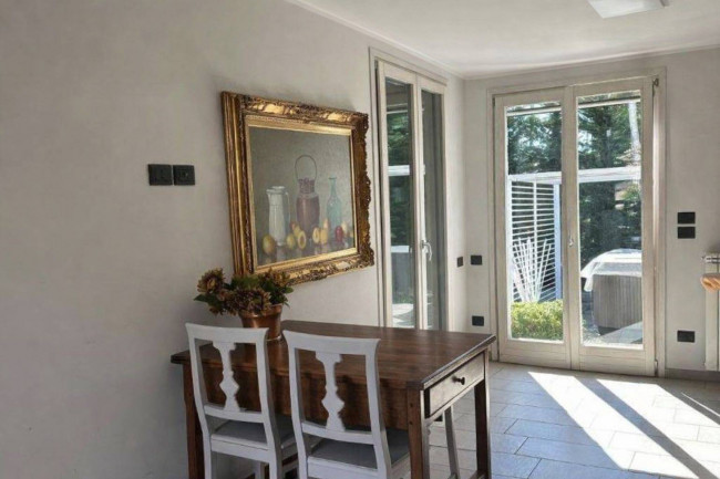 Villa in Vendita a Rivarolo Canavese