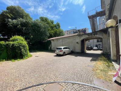 Stabile - Palazzo in Vendita a Asti