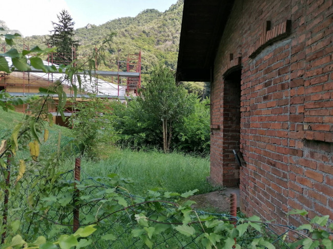 Casa indipendente in vendita a Lecco (LC)