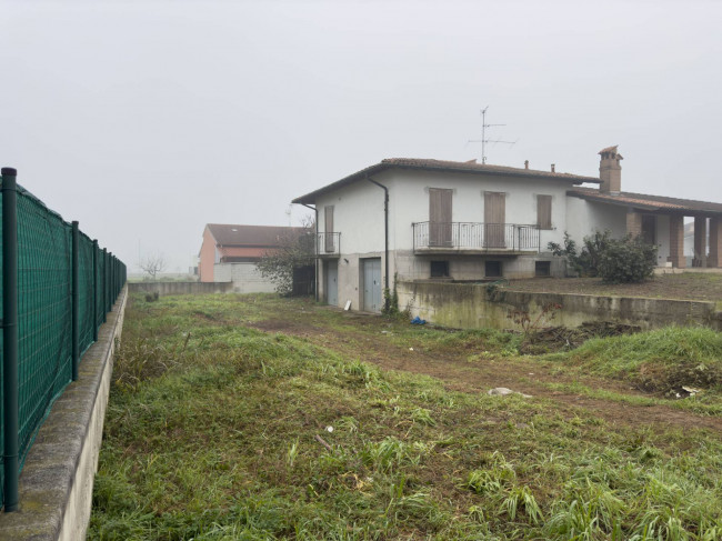 Villa in vendita a Borgo San Giacomo (BS)