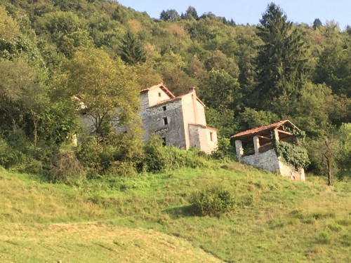 Rustico in vendita a Borgo Valbelluna (BL)