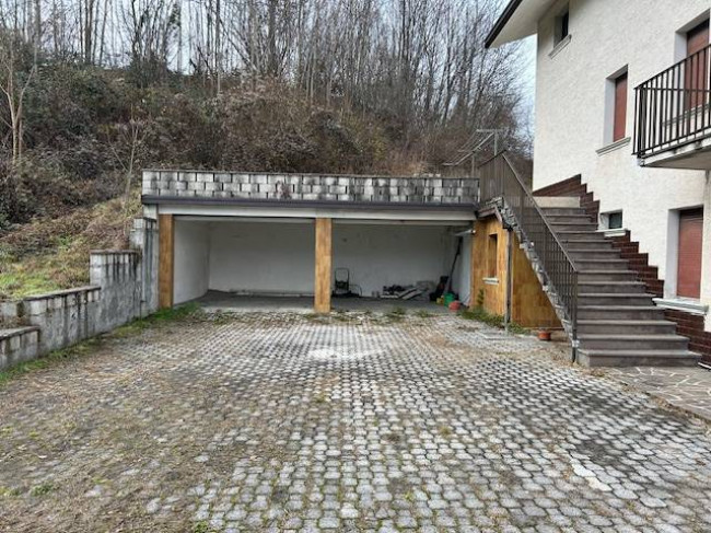 Casa indipendente in vendita a Feltre (BL)