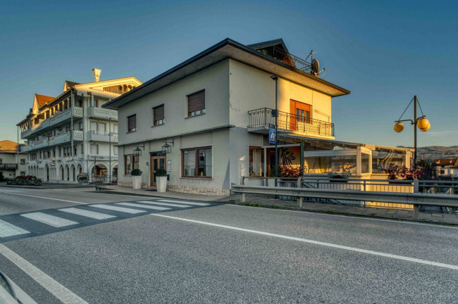 Attività commerciale