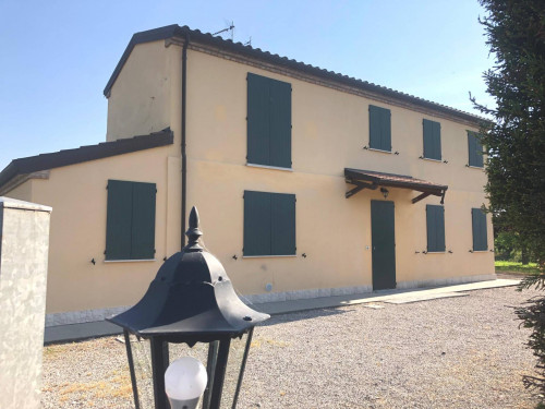 Casa indipendente in Affitto a Ferrara