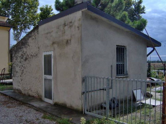 Casa indipendente in vendita a Ripapersico, Portomaggiore (FE)