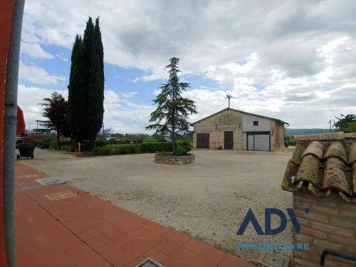 Casa semi-indipendente in vendita a Castelnuovo, Assisi (PG)