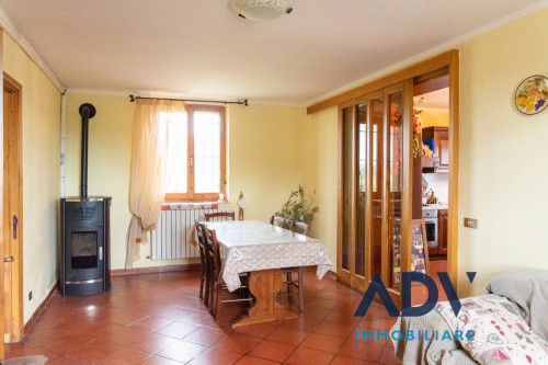 Casa semi-indipendente in vendita a Castelnuovo, Assisi (PG)