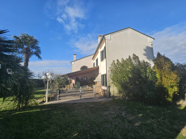 Casa singola in vendita a Rovigo