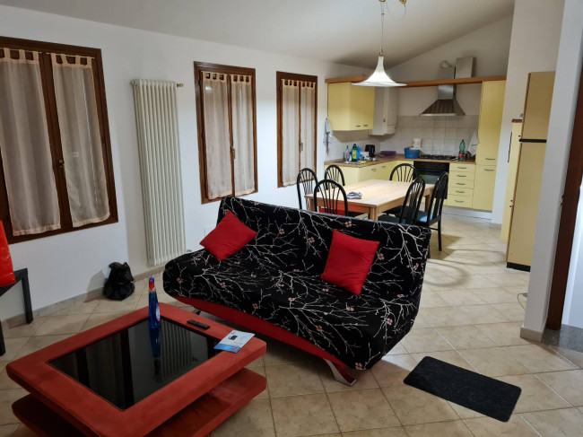 Appartamento in affitto a Costa di Rovigo