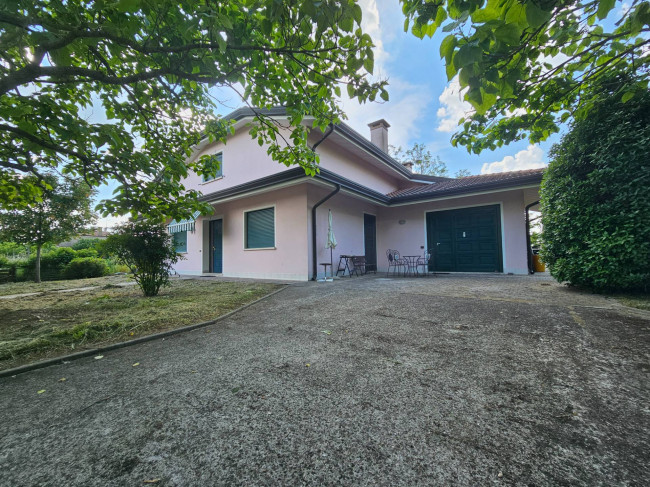 Casa singola in vendita a Arquà Polesine