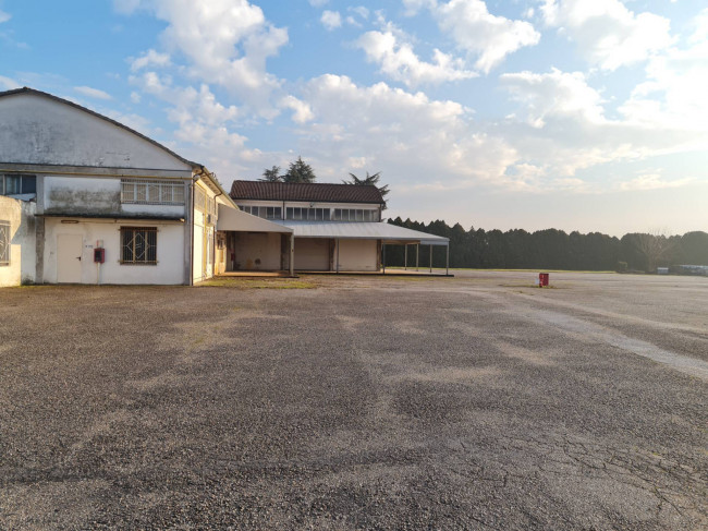 Magazzino in affitto a Rovigo