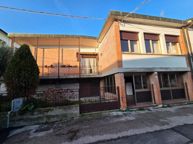 Villette a schiera in vendita a Rovigo