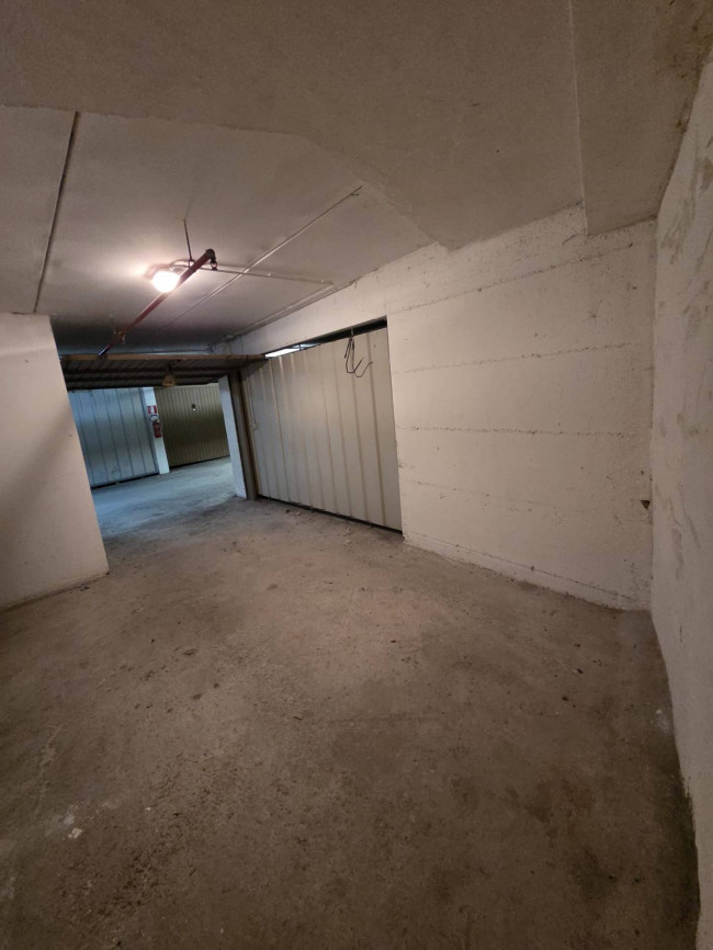 Box o garage in vendita a Rovigo