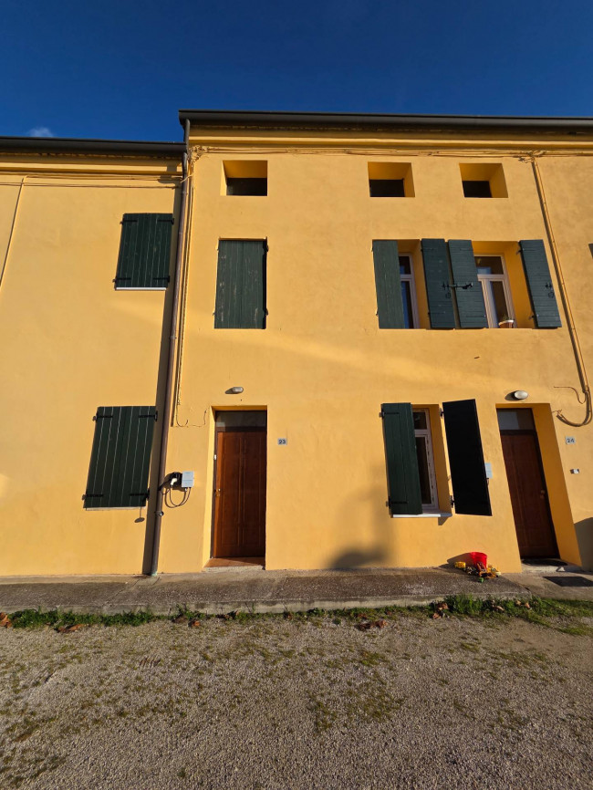 Appartamento in affitto a Boara Pisani