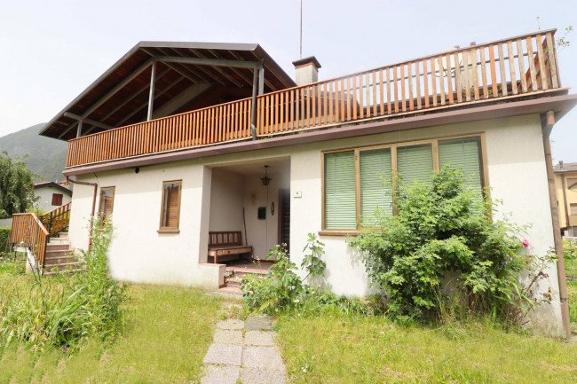 Casa indipendente in vendita a Tramonti Di Sotto (PN)