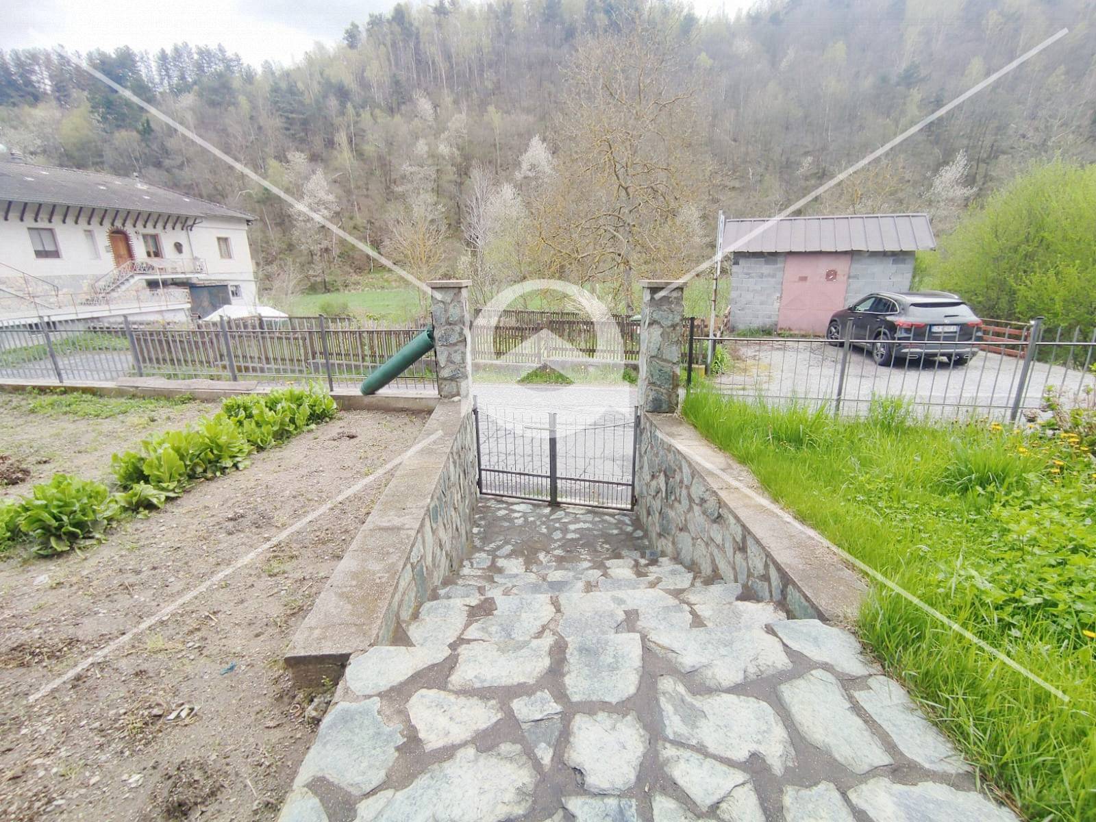 Appartamento in vendita a Calizzano (SV)