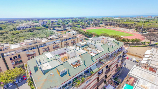 QUADRILOCALE in vendita a Roma