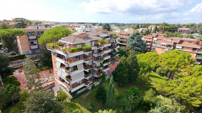 TRILOCALE in vendita a Roma