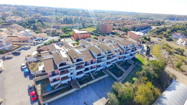 TRILOCALE in vendita a Roma