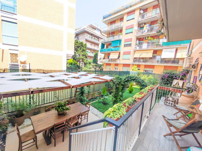 QUADRILOCALE in vendita a Roma