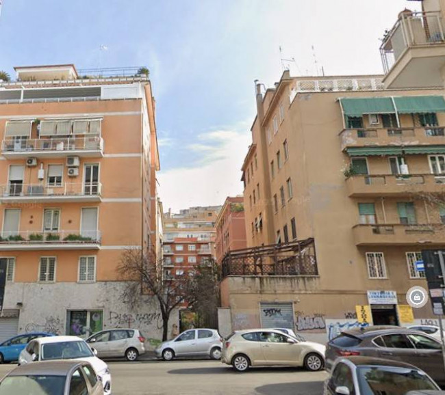 MONOLOCALE in affitto a Roma