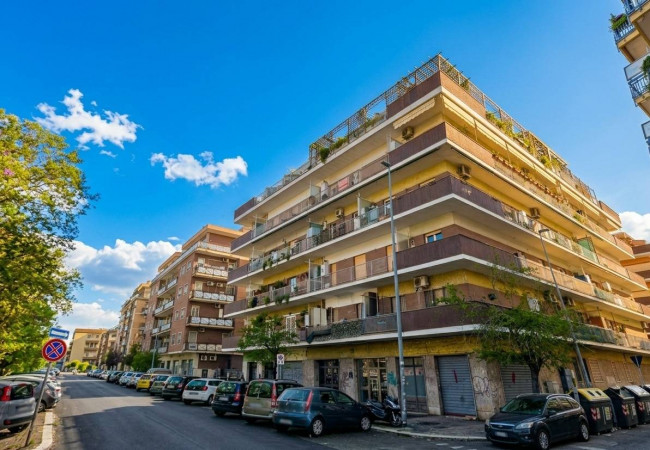 BILOCALE in vendita a Roma