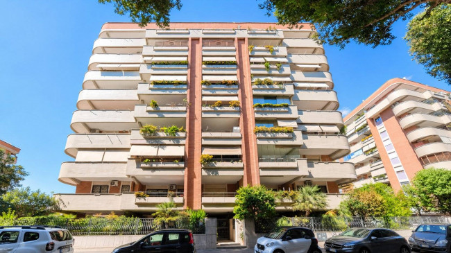 TRILOCALE in vendita a Roma