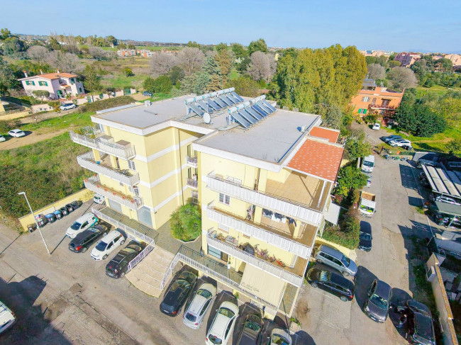 TRILOCALE in vendita a Roma