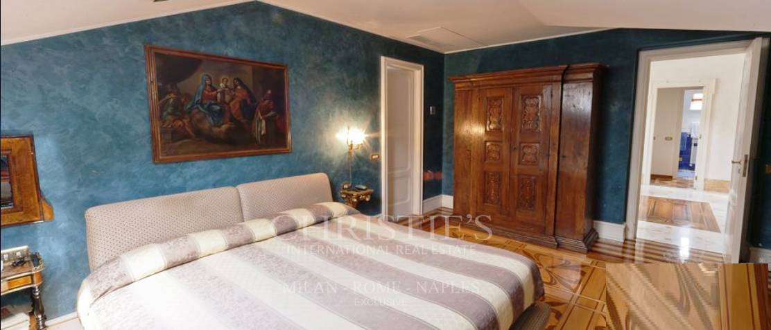 picture of Enchanting Lake View Villa With Swimming Pool And Tennis Courts - Como