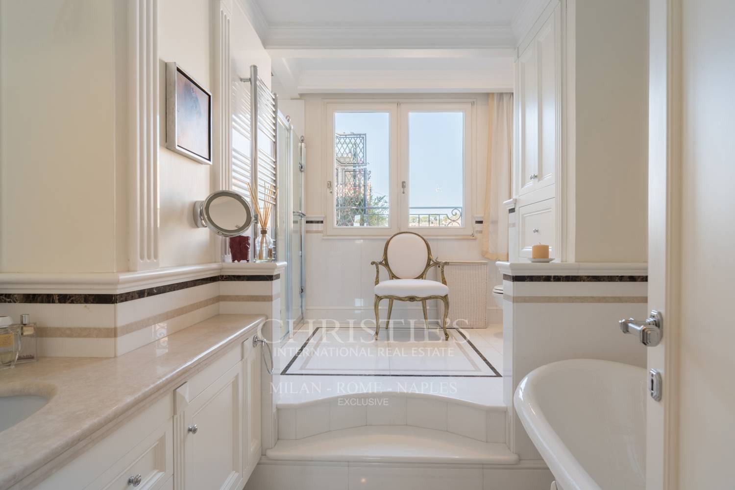 picture of Luxurious Penthouse Near Piazza Di Spagna