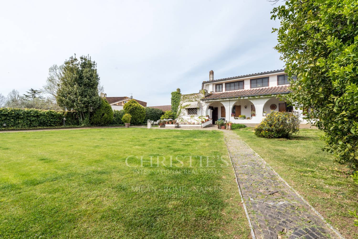 picture of Villa For Sale In Castel De Ceveri