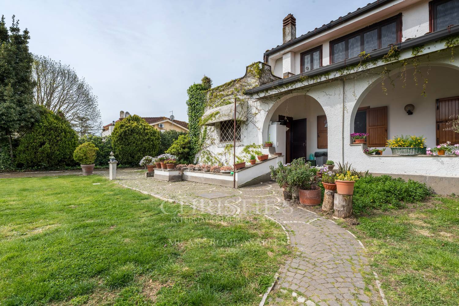 picture of Villa For Sale In Castel De Ceveri