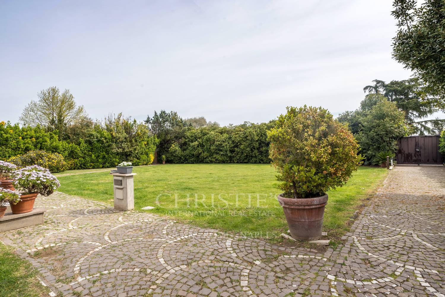 picture of Villa For Sale In Castel De Ceveri